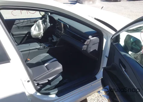 2025 Toyota Camry Se from USA, damaged, VIN 4T1DAACK2SU046289